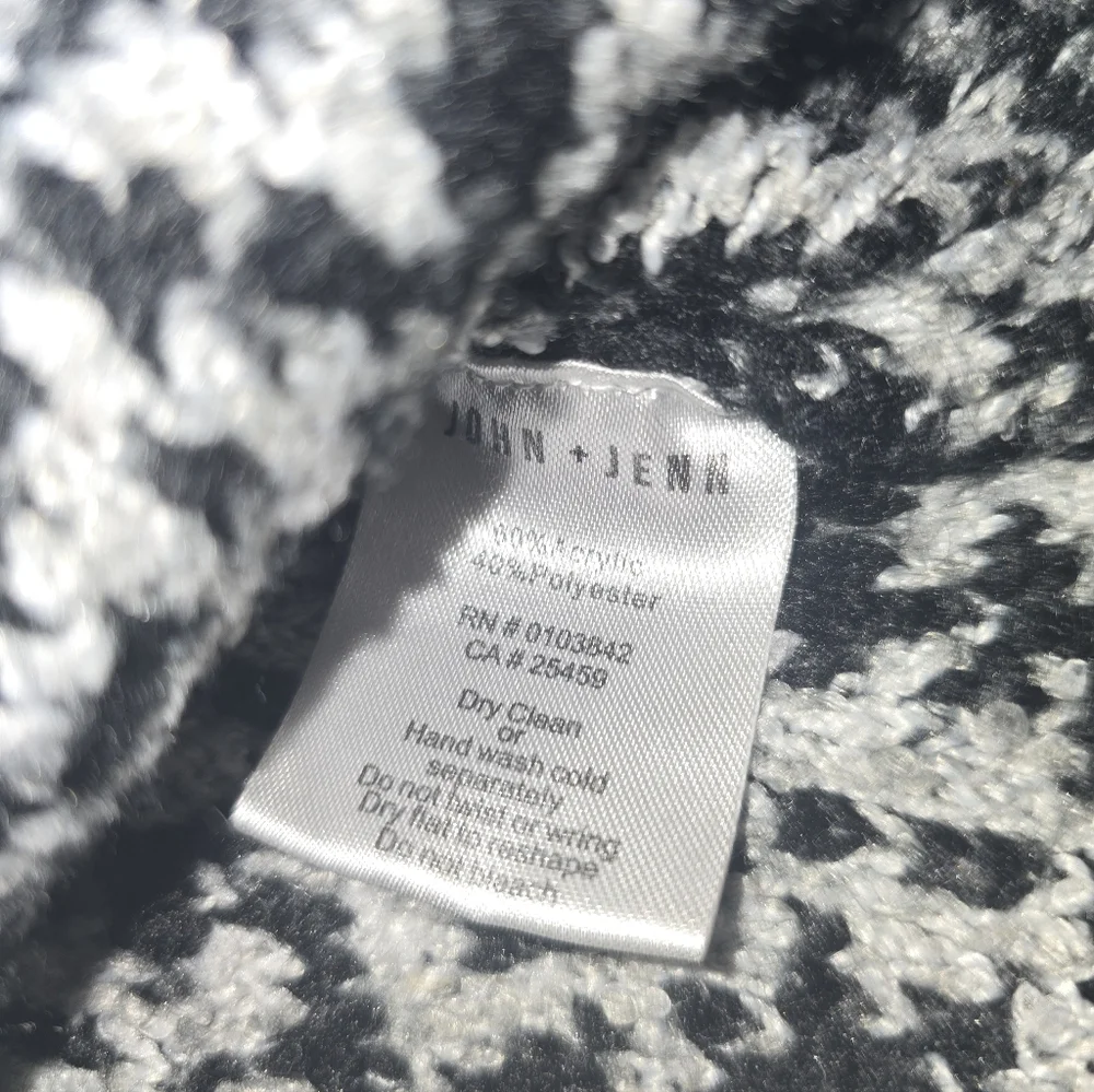 John + Jenn Oversized Mockneck Sweater Women's Size XL - Picture 10 of 11
